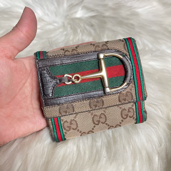 100% Authentic Gucci wallet